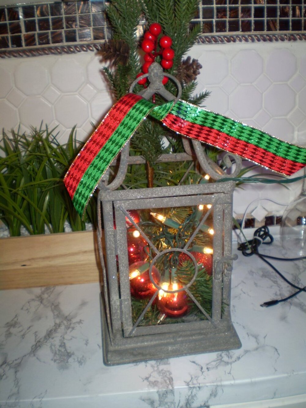 VINTAGE METAL AND GLASS CHRISTMAS DECOR LANTERN
